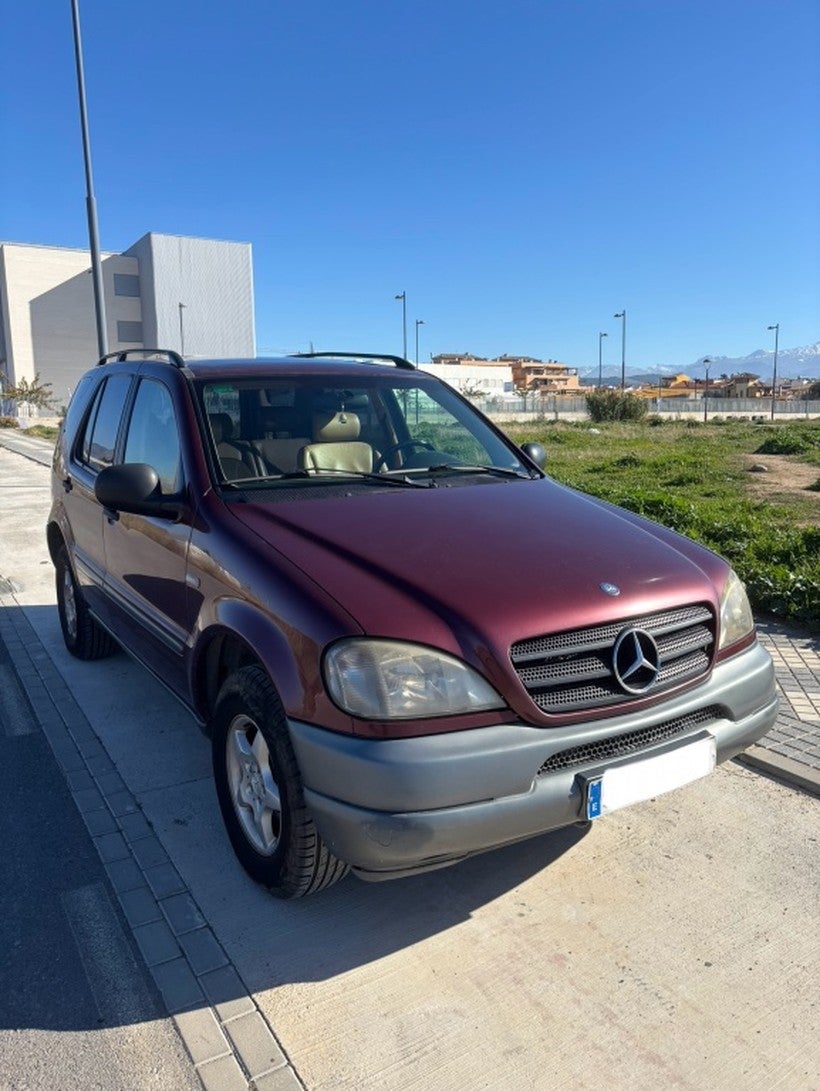 MERCEDES-BENZ Clase M ML 320 Aut.