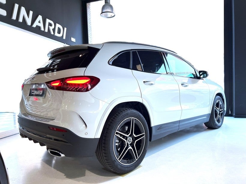 MERCEDES-BENZ Clase GLA 200d 8G-DCT