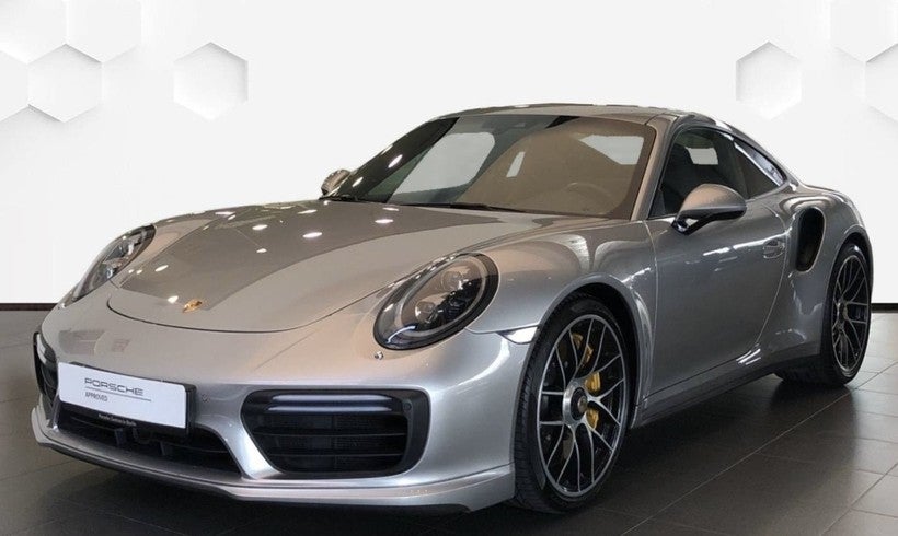 PORSCHE 911 Turbo S Coupé PDK