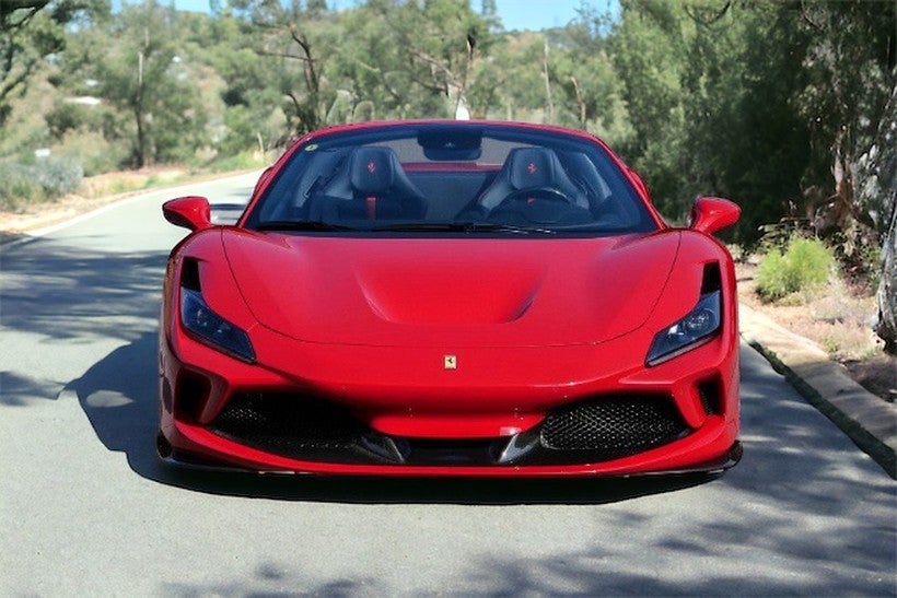 FERRARI F8 Tributo 