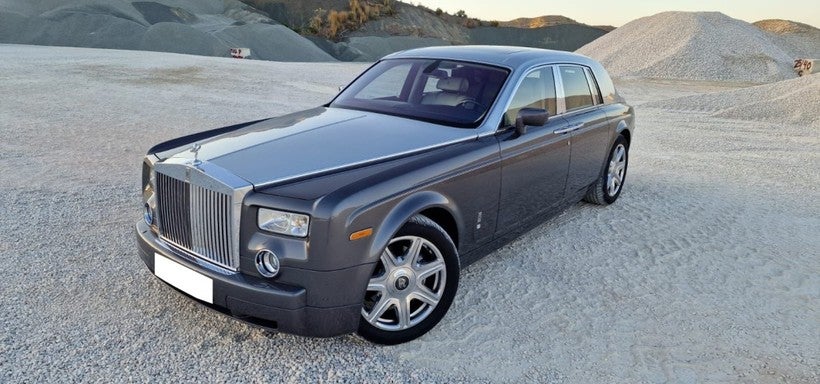 ROLLS-ROYCE Phantom V12