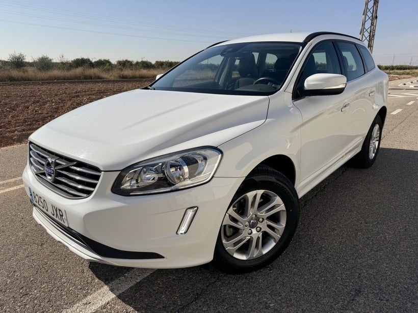 VOLVO XC60 D3 Momentum 150