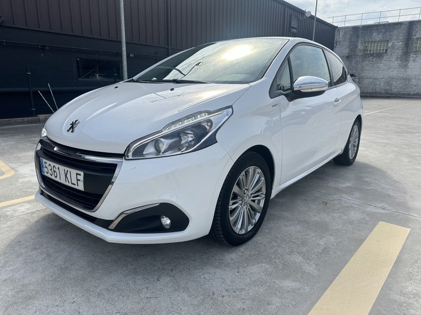 PEUGEOT 208 1.2 PureTech S&S Active 82