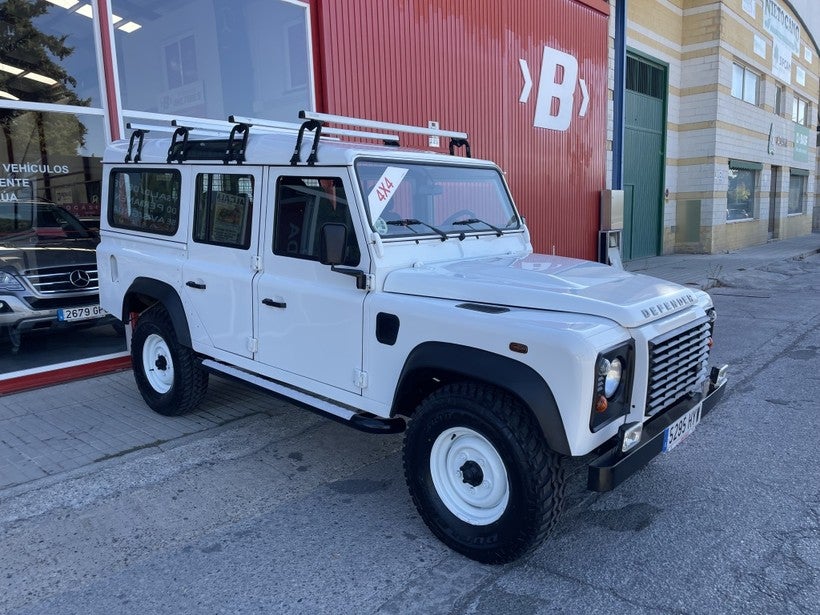 LAND-ROVER Defender 110 SW SE