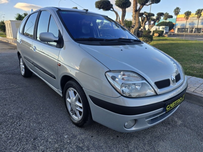 RENAULT Mégane Scénic 1.9dCi Fairway Proactiva