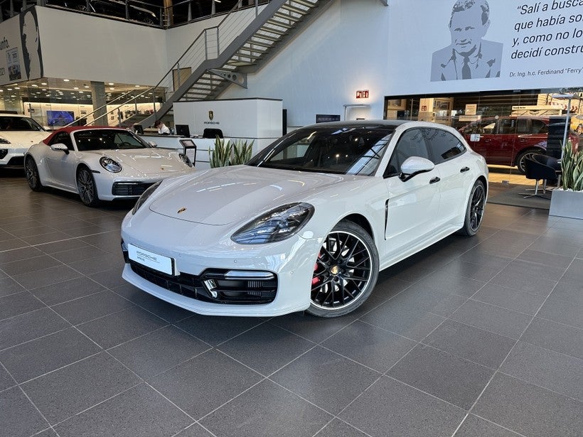 PORSCHE Panamera GTS Sport Turismo