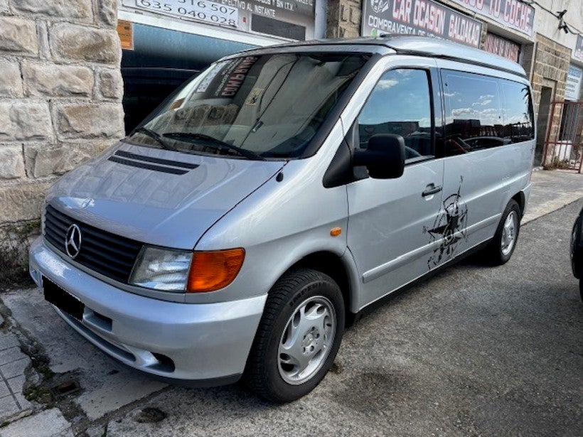 MERCEDES-BENZ Clase V 220 CDI Ambiente