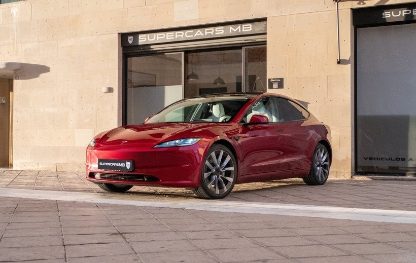 TESLA Model 3 Long-Range Dual Motor AWD