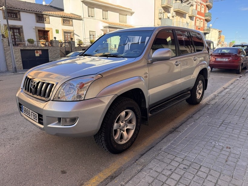 TOYOTA Land Cruiser 3.0D-4D VX