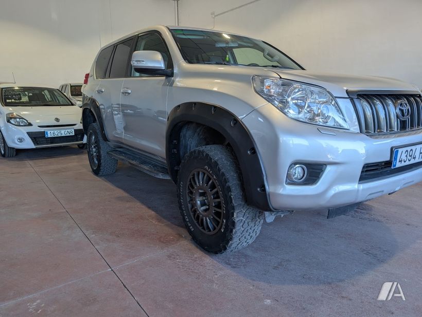 TOYOTA Land Cruiser (2011) - 36.000 € en Jaén