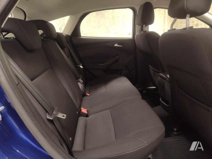 FORD Focus Focus 1.6 TI-VCT Business Powershift