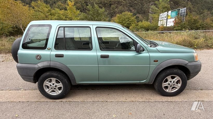 LAND-ROVER Freelander (1998) - 3.300 € en Barcelona