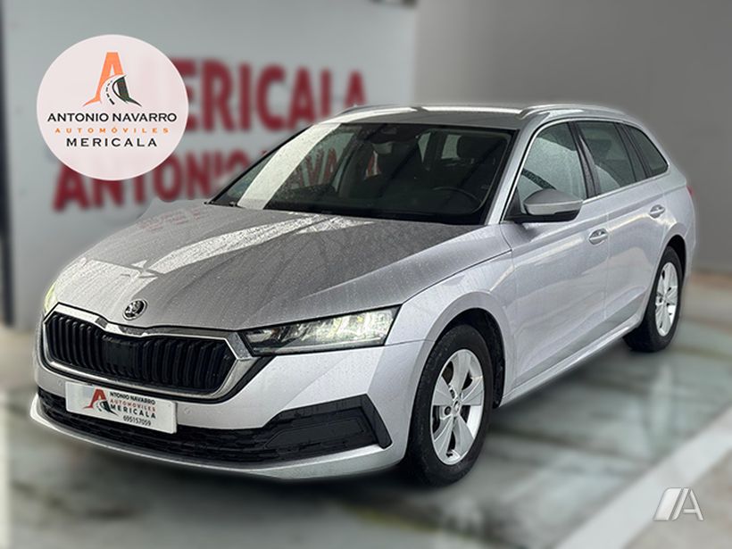 SKODA Octavia (2021) - 15.800 € en Badajoz