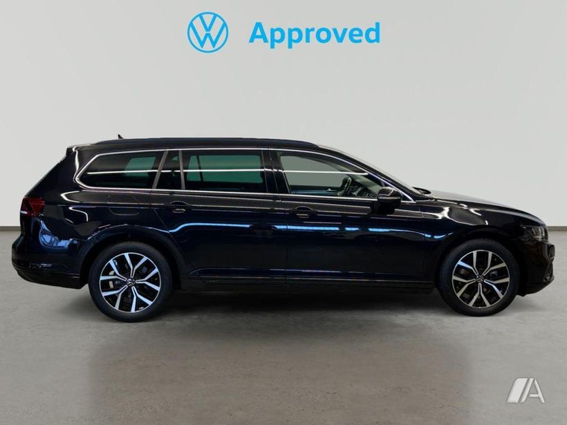 VOLKSWAGEN Passat 2023 22 900 En Burgos