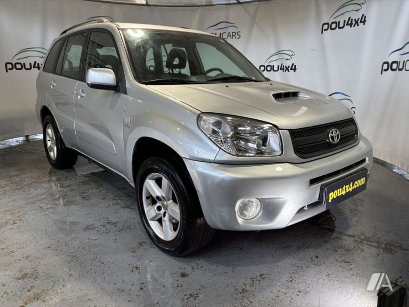 TOYOTA RAV-4 (2003) - 9.950 € en Barcelona