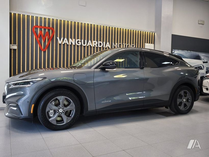 FORD Mustang Mach-E (2023) - 27.990 € en Alicante