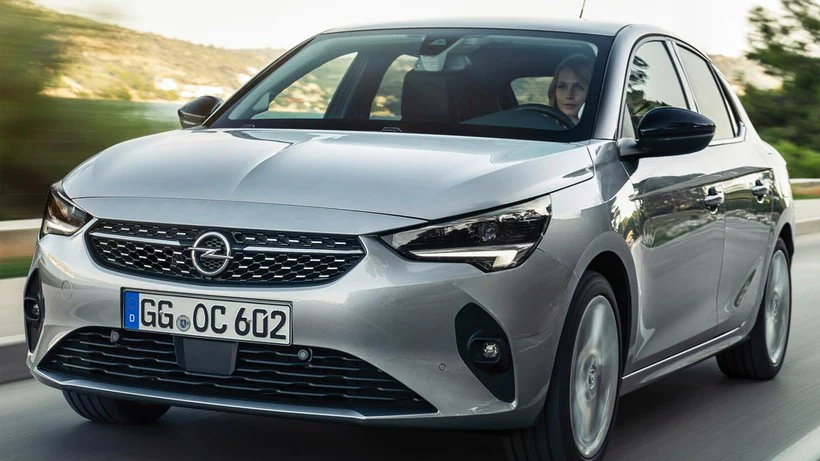 Comprar Opel Corsa Gris plata Manual Gasolina 2018 1.4 66KW SELECTIVE 90 5P  - CCAR
