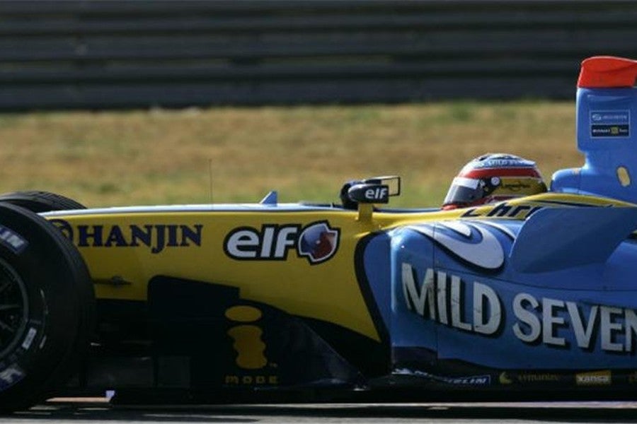 Alonso, mejor tiempo de la mañana en Montmeló, tras un mal inicio