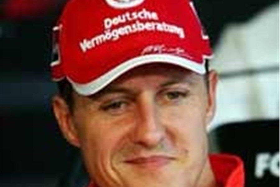 M. Schumacher: ´ahora tengo que caminar mas para llegar al box´