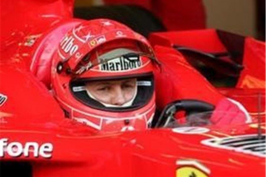 Michael Schumacher niega que persista la crisis en Ferrari