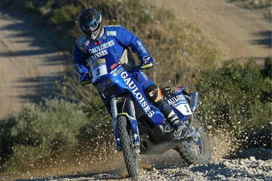 Isidre Esteve vence en motos