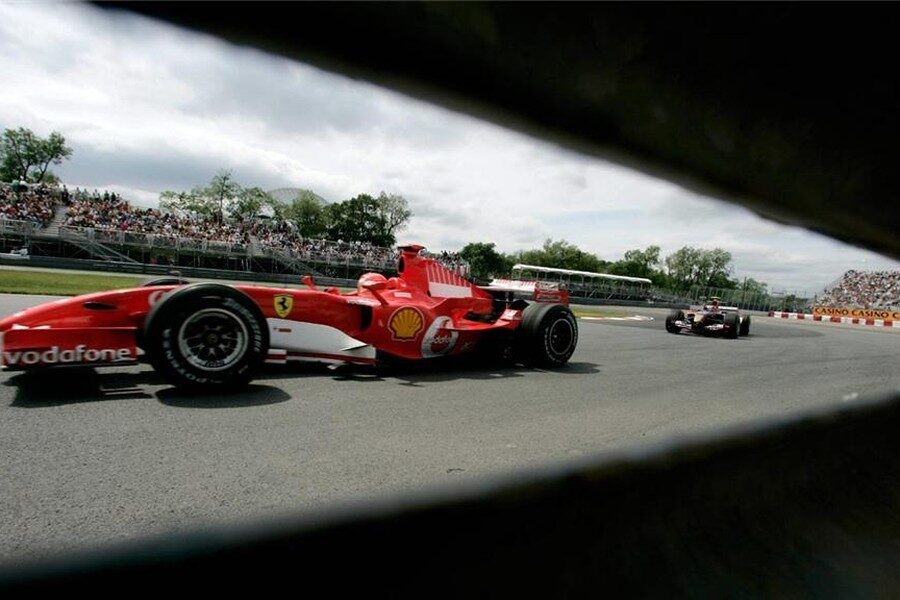 M.Schumacher: ´Al final deseé que hubiera 10 vueltas más´