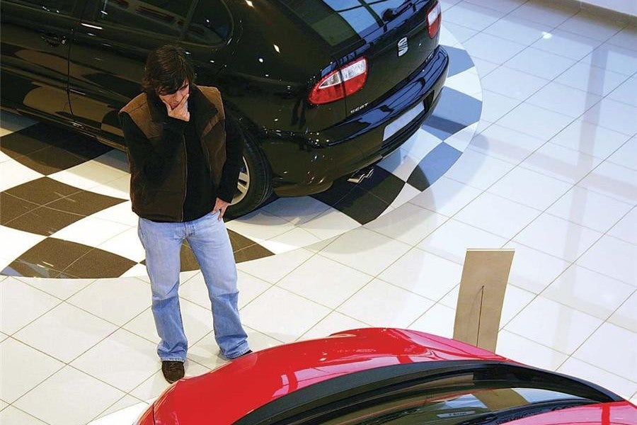 Coches más caros pero mejor equipados