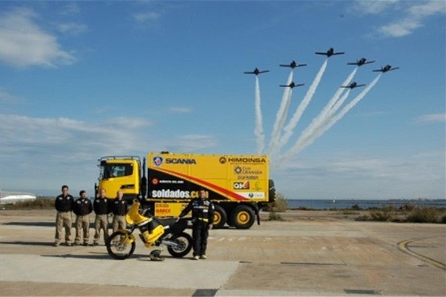 El equipo Combat-Soldados.com, preparado para el Lisboa Dakar 2007