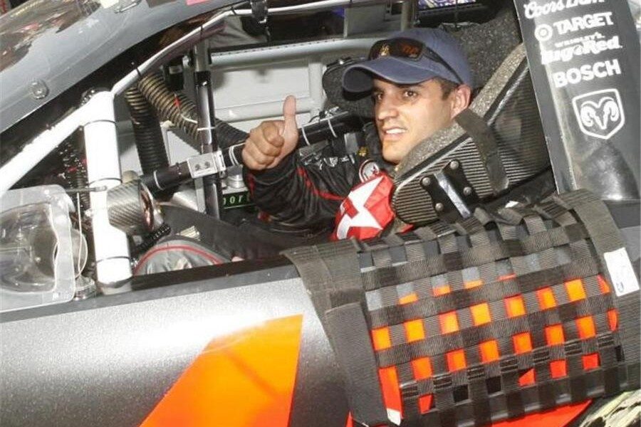 El colombiano Juan Pablo Montoya gana su primera carrera en serie NASCAR