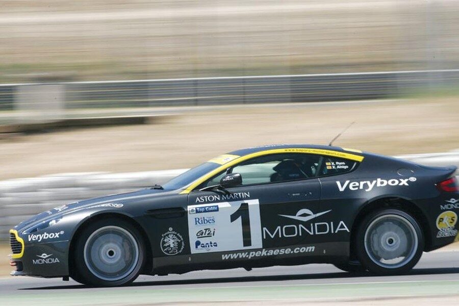 Volante Coche: volantes coche para rally y circuito - GT2i - Gt2i España