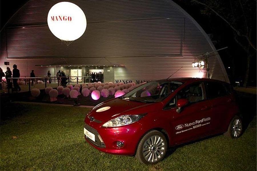 Ford, sponsor de MANGO