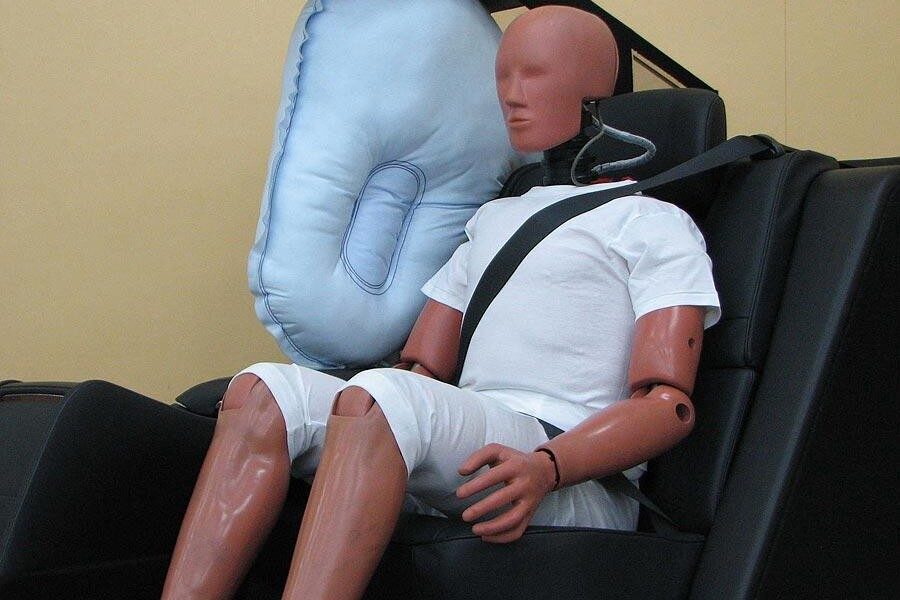 Un airbag para el pasajero central