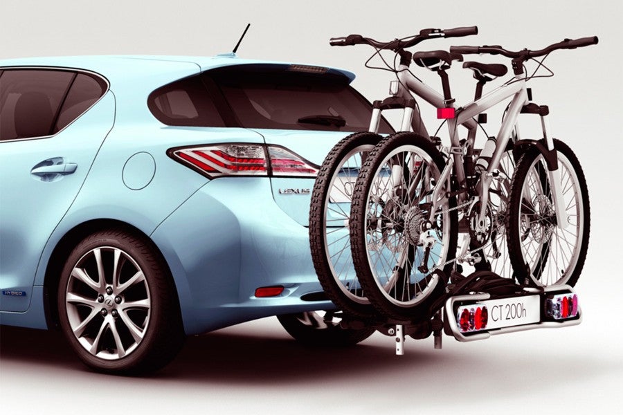 Lexus ofrece varios paquetes destinados a portar equipaje.