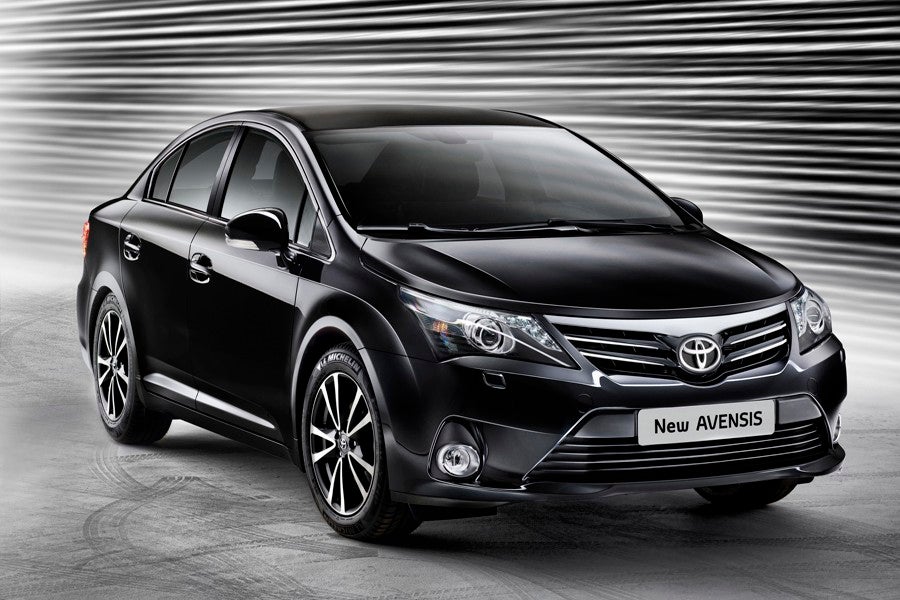El frontal será más agresivo y acorde a la imagen de Toyota.