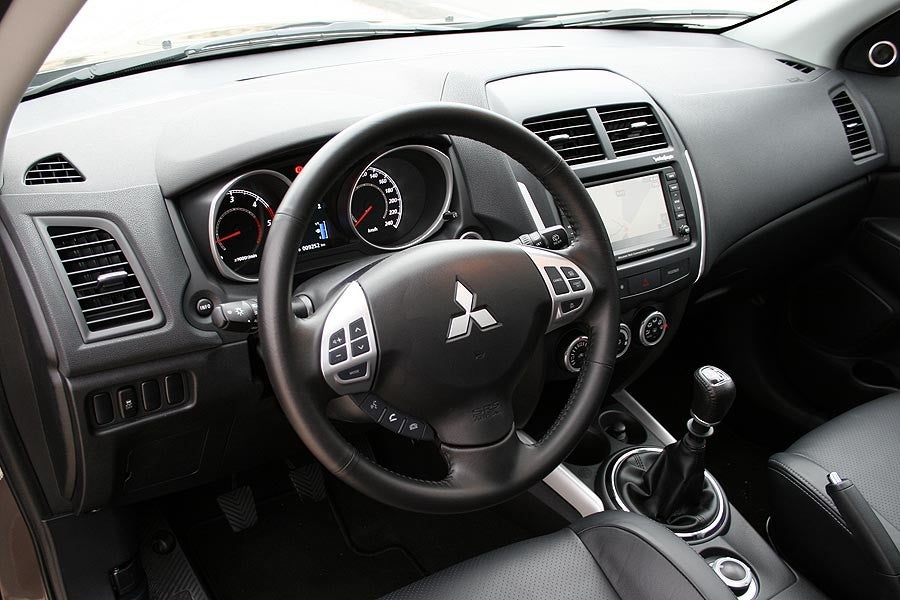 El Mitsubishi ASX 200 DI-D ClearTec 4WD Kaiteki viene con todo de serie.