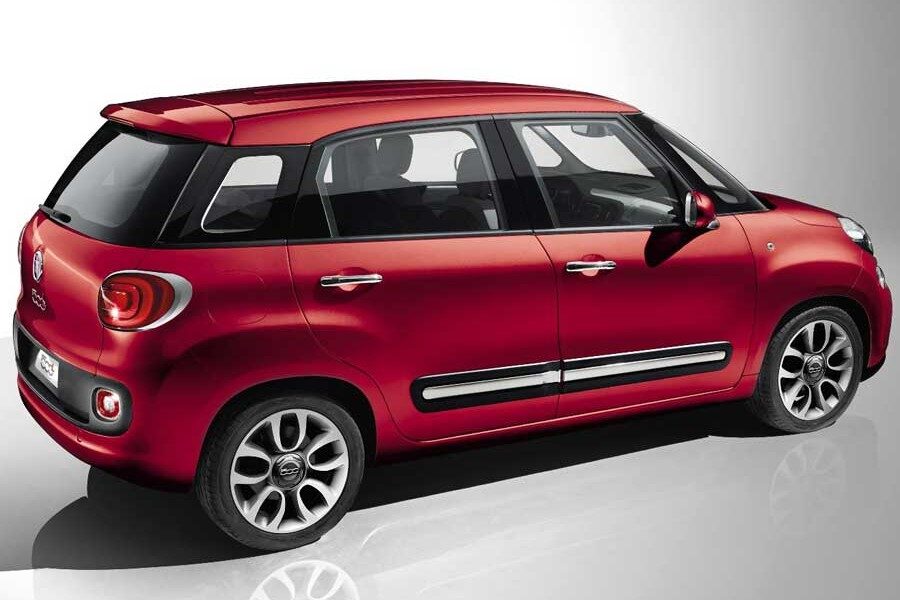 El Fiat 500L será presentado de forma oficial durante el Salón de Ginebra, que tendrá lugar en marzo.
