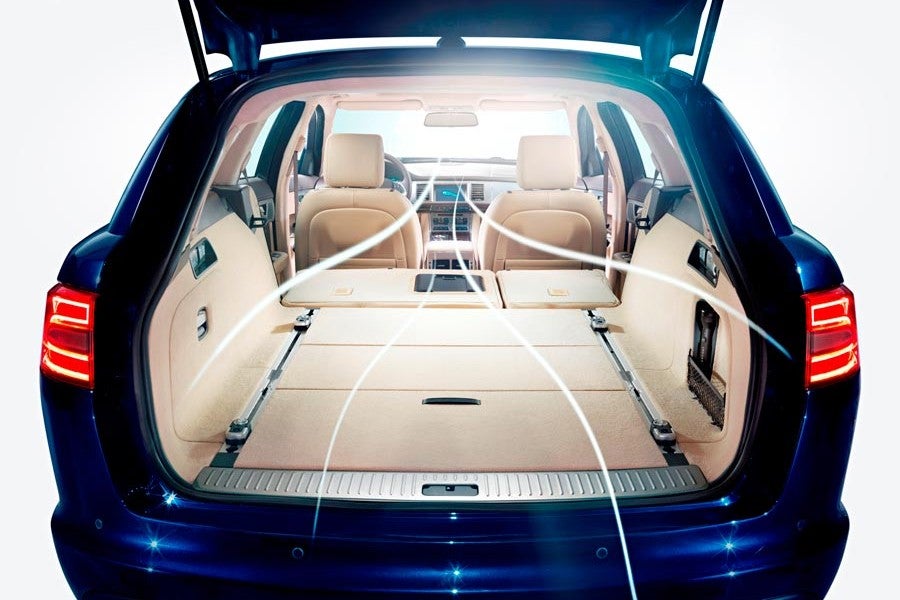 La capacidad del maletero del Jaguar XF Sportbreak con los asientos abatidos es de 1.675 litros.