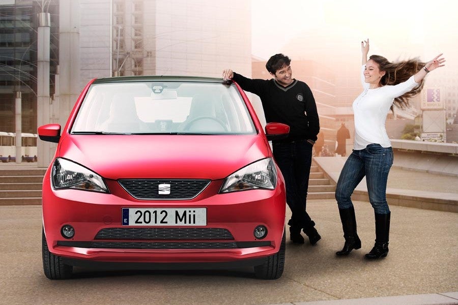 La estética frontal del Seat Mii adopta el lenguaje de diseño de los últimos modelos de la marca.