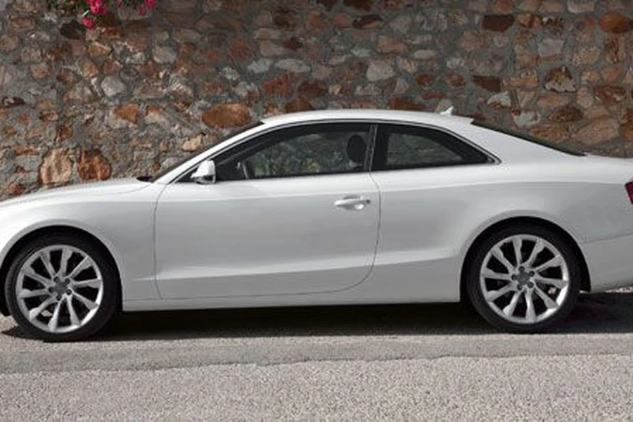 Audi A5 Coupé S Line Edition: Nuevas versiones y equipamiento