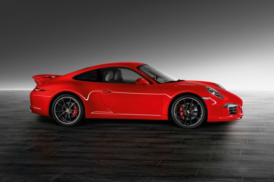 Más potencia y una imagen más agresiva para el Porsche 911 Carrera S.