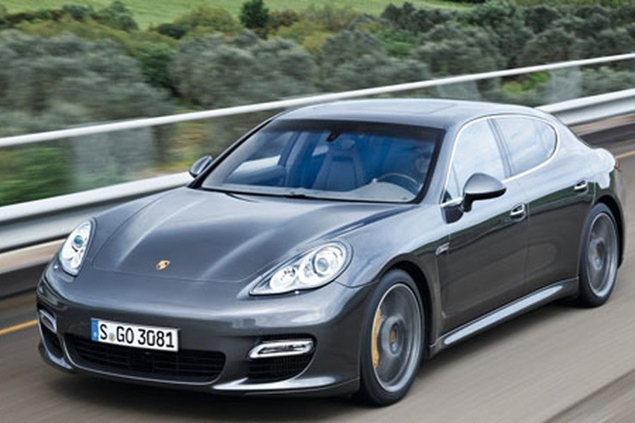 El Panamera Turbo S es uno de los modelos que debe ser revisado.