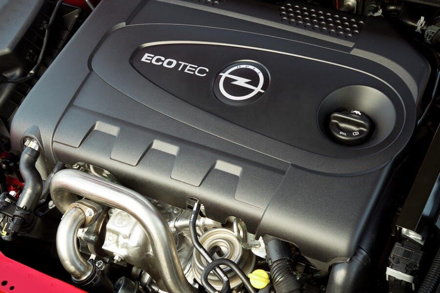 Opel ha logrado unir prestaciones y eficiencia con el nuevo motor diésel BiTurbo del Astra.