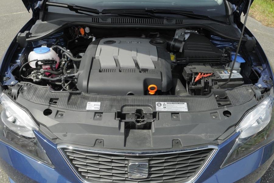 Tres cilindros en línea para este motor 1.2, que ofrece 75 CV.