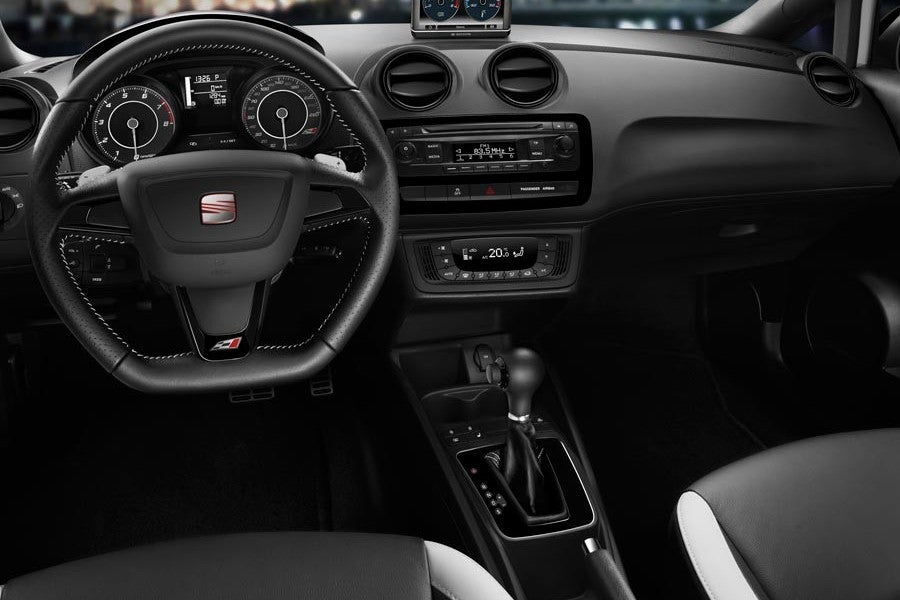 Interior del nuevo Seat Ibiza Cupra.