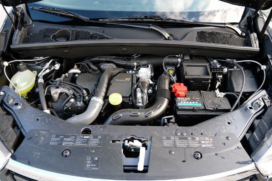 El motor mueve con decencia el conjunto.