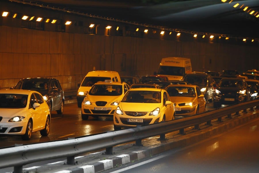 Traffic jams are frequent and traffic cuts caused by the Holy Week processions.