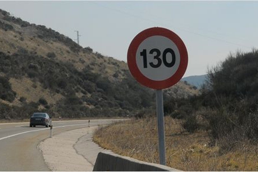 Tráfico también quiere aumentar la velocidad en autopistas y autovías.
