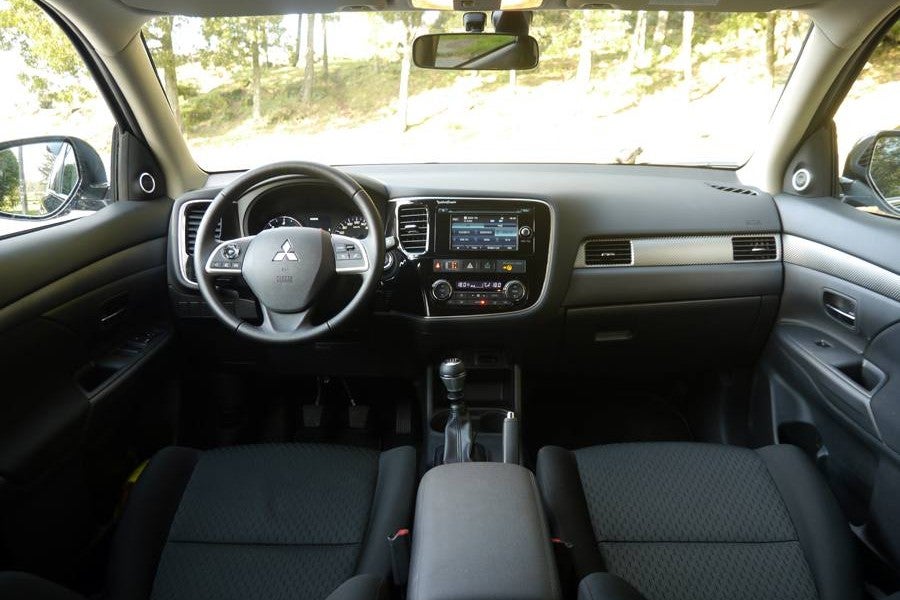 El interior del Outlander es luminoso.