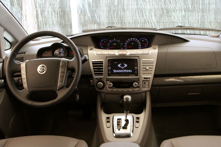 En el interior del SsangYong Rodius se aprecia un importante salto de calidad respecto a la anterior generación.