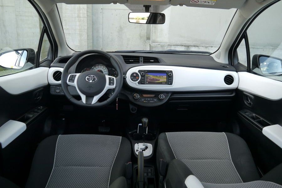El volante tiene un buen tacto.